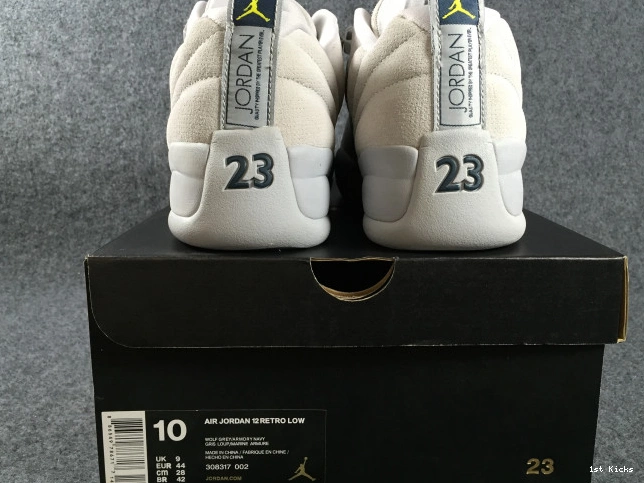 Suede 12 Low 308317-002 Jordan Grey Air 0817